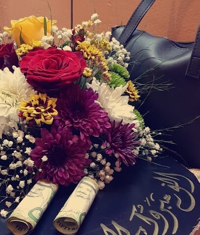 الزهره الحمراء للورد الطبيعي والهدايا - Abu Arish - +966 55 125 1760