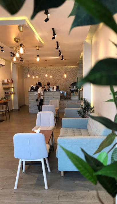مقهى نكهة قهوة مختصة - Saudi Arabia|Umluj 48321|Al Rawdhah|King Abdulaziz Rd