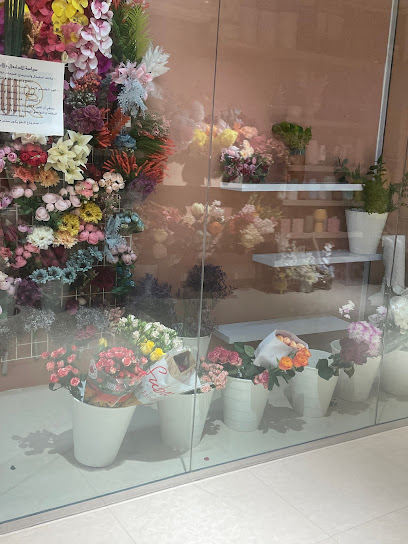 Root.gift - Saudi Arabia|Al Badayea 56353،|QEMB4473، 4473 طريق عمر بن الخطاب، 7368، حي|الاندلس،