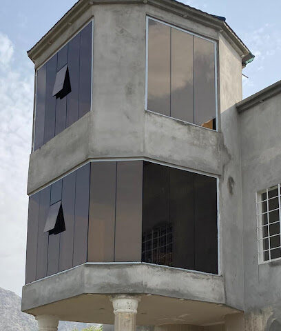 زجاج وسكريت أبها - خميس مشيط - نجران - جيزان - Khamis Mushait - +966 50 809 4875