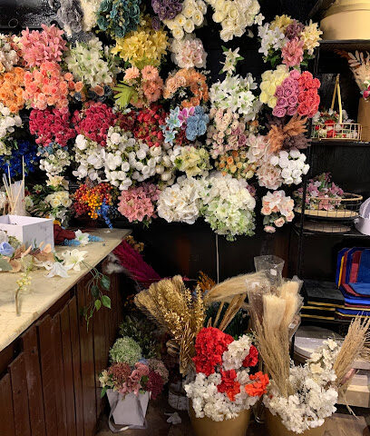 ركن لمسات للحفلات والهدايا - Ar Rass - +966 50 442 1203