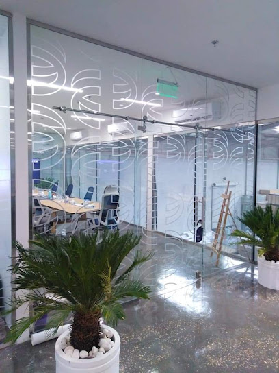 Almana Glass - Saudi Arabia|Khamis Mushait 62497|المدينة الصناعية الجديدة