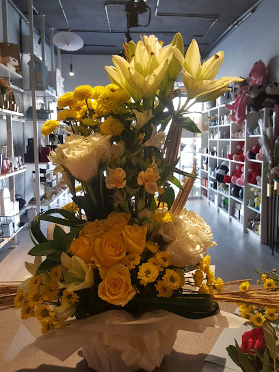 Rose Colony - Saudi Arabia|Riyadh 12324|Umm Al Hamam Al Gharbi|3491 7469 Prince Nawaf Ibn AbdulAziz