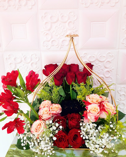 زهور رومانس - Saudi Arabia|Al Madinah Al Munawwarah 42317|Al Rayah|8625 King Abdullah Branch Rd