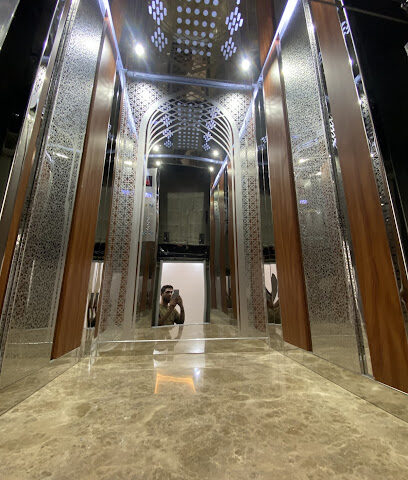 مصاعد كهربائية ايطالية - Khamis Mushait - +966 50 521 8446