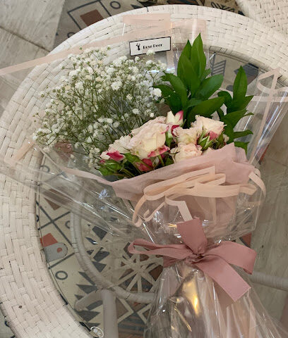 محل غزال الورد للزهور - Farasan Island - +966 54 463 3369