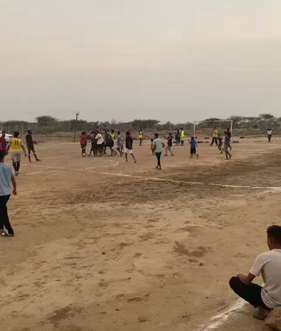 ملعب الصقور برح الجدور -  - +966 50 399 3001