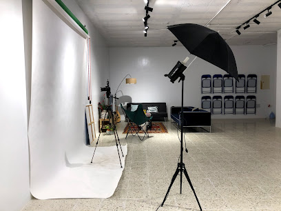 i's Studio | ستديو آيز - Riyadh - +966 55 454 5002