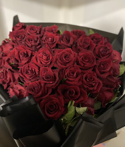 السوسنة للزهور والهدايا - Hail - +966 50 588 6919