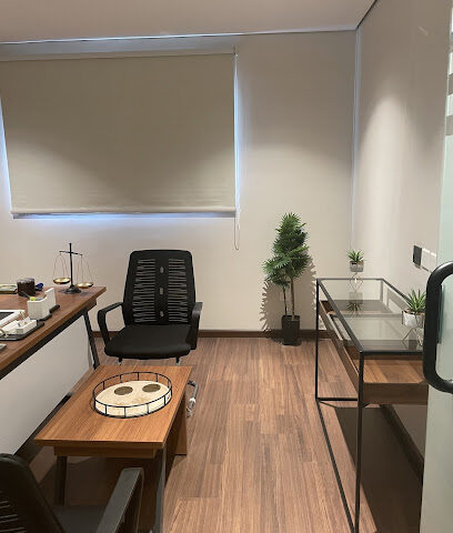 شركة محمود أبو زهير واحمد الغامدي للمحاماة والاستشارات القانونية والتوثيق - Taif - +966 9200 31917