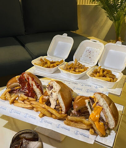 ربع شاورما - Al Artawiyah - +966 59 528 2975
