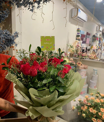 ثمان بتلات - Dammam - +966 58 388 8350