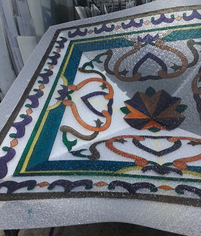 الزجاج واللكسان الملون - Riyadh - +966 55 439 5530