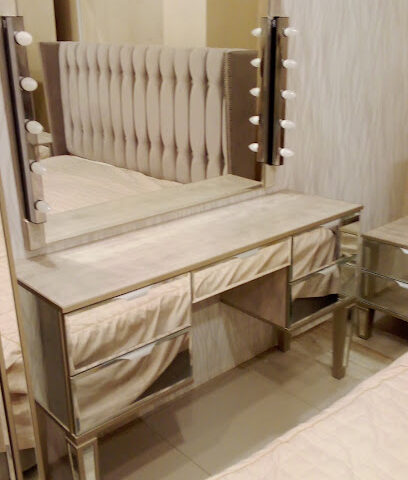 مفروشات الأناقة - Al-Kharj - +966 57 301 9312