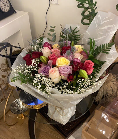 توصيل طلبات وتنسيق زهور اونلاين - Yanbu - +966 54 133 8625