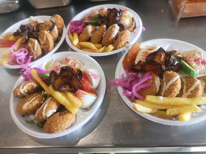 مطعم برج المدينة - Al Namas - +966 53 600 5580
