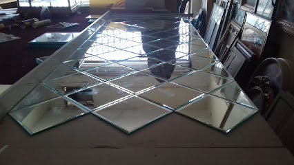 Al_burj Al Samaoy Shop Glass Mirror - Riyadh - +966 59 995 7705