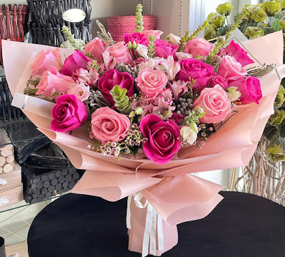 روز لاند ... زهور هدايا وأكثر - Tabuk - +966 53 211 1212
