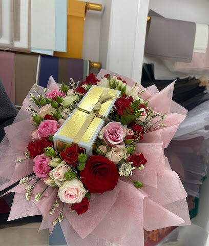 زهرة أيلول - Arar - +966 50 392 1541