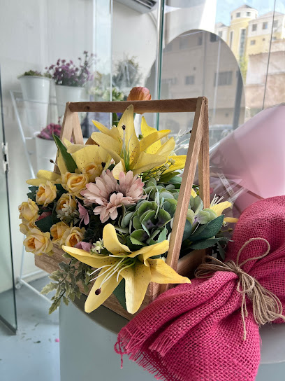 Little Bee - Saudi Arabia|Al Khobar 34427|7460
