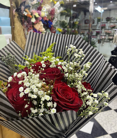 حديقة الورود - Yanbu - +966 50 956 8952