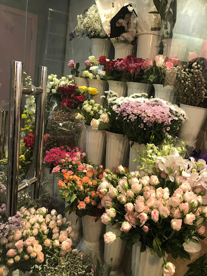 Blush Flowers - بلش فلاورز - Saudi Arabia|Riyadh 13524|Al Malqa|Prince Muhammad Ibn Saad Ibn Abdulaziz Rd